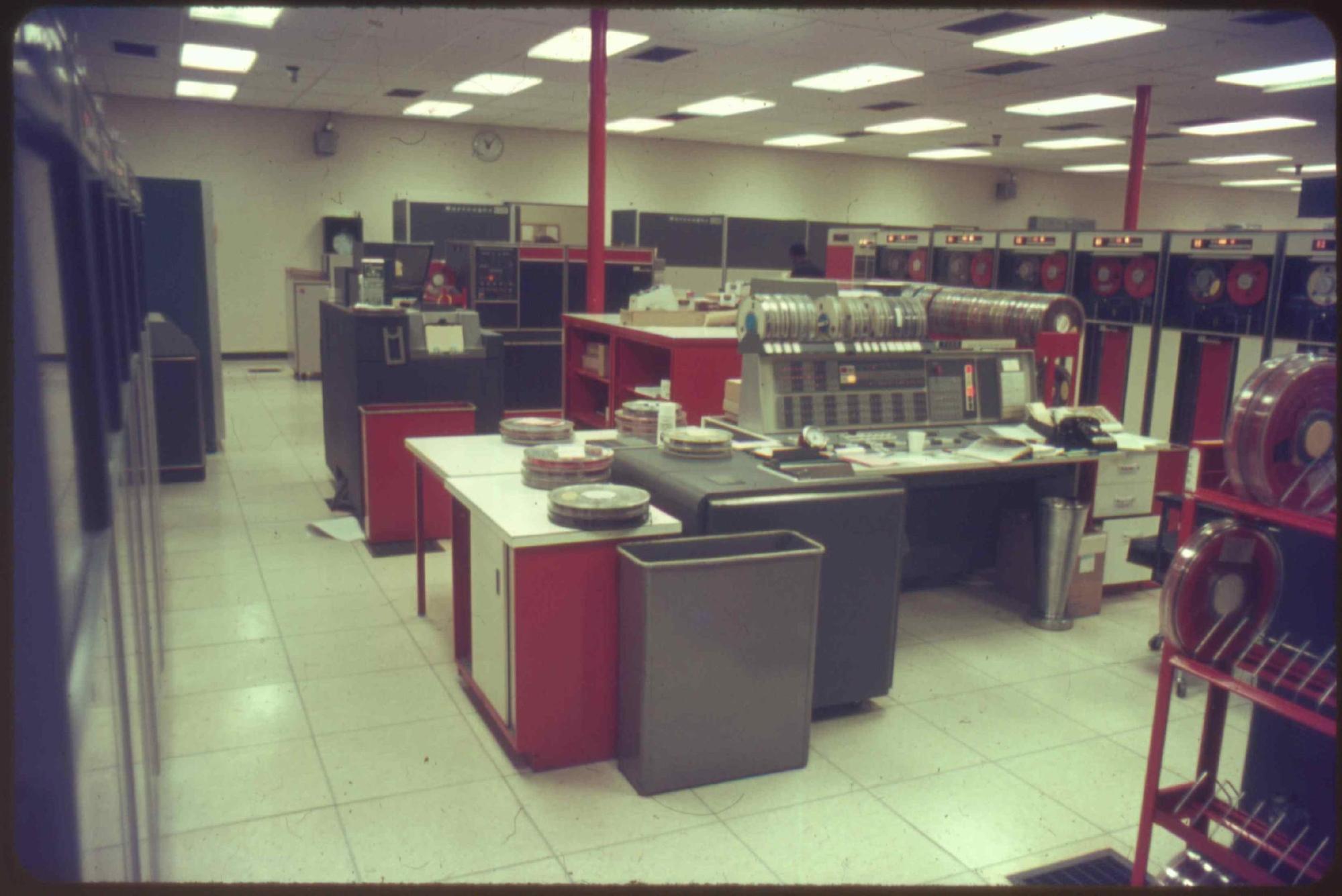 IBM7090StanfordUniversity.jpg